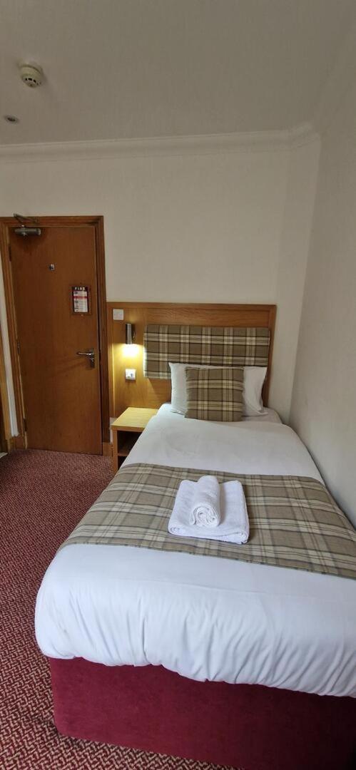 Loch Long Hotel Arrochar Exteriör bild